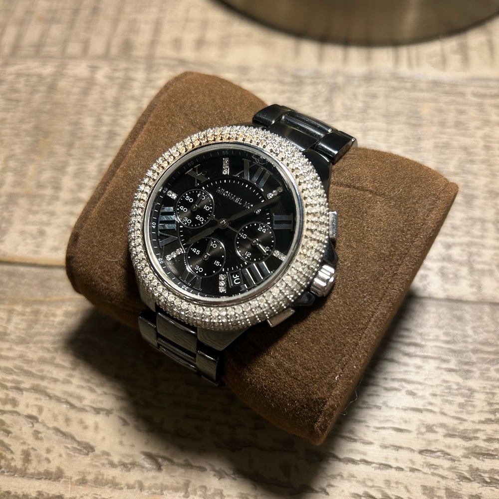 Michael Kors Black Ceramic Watch with Diamond Accent - Picture 2 of 8